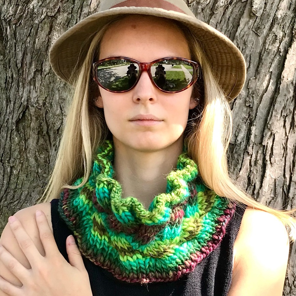 Handmade Infinity Style Neck Warmer (K23-2H)